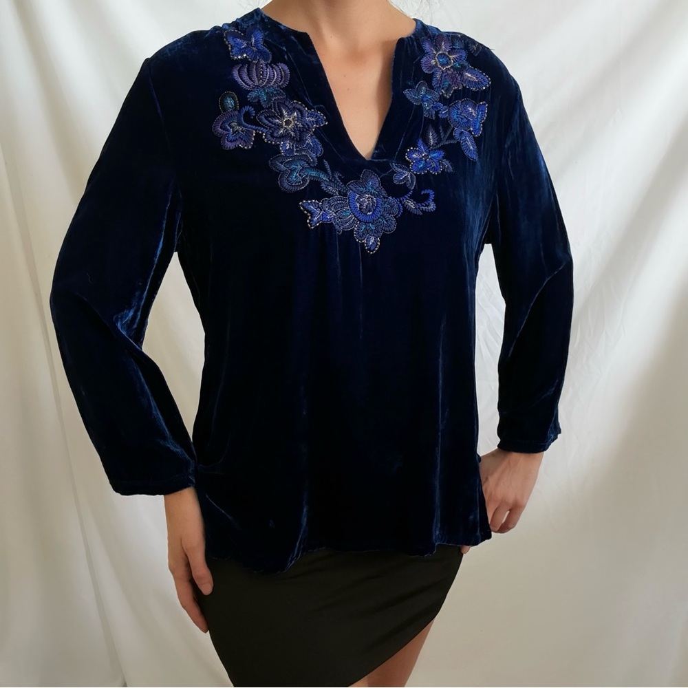 Vintage Chicos dark blue velvet long sleeve blouse top floral beaded whimsygoth